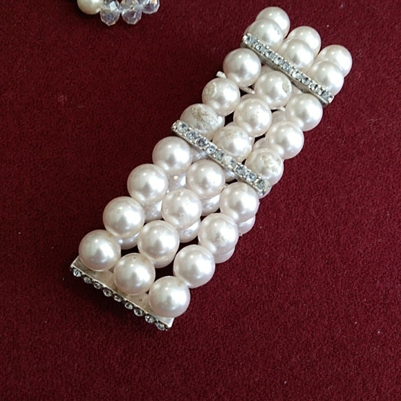 4 for $50 Fashion Jewelry Statement Lot Six Necklaces One Bracelet Pearls Silver - Picture 3 of 7